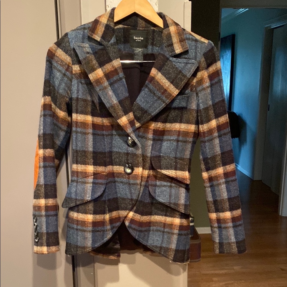 Smythe size 6  Blue and Brown Plaid Blazer Wool Blend with leather elbow pads